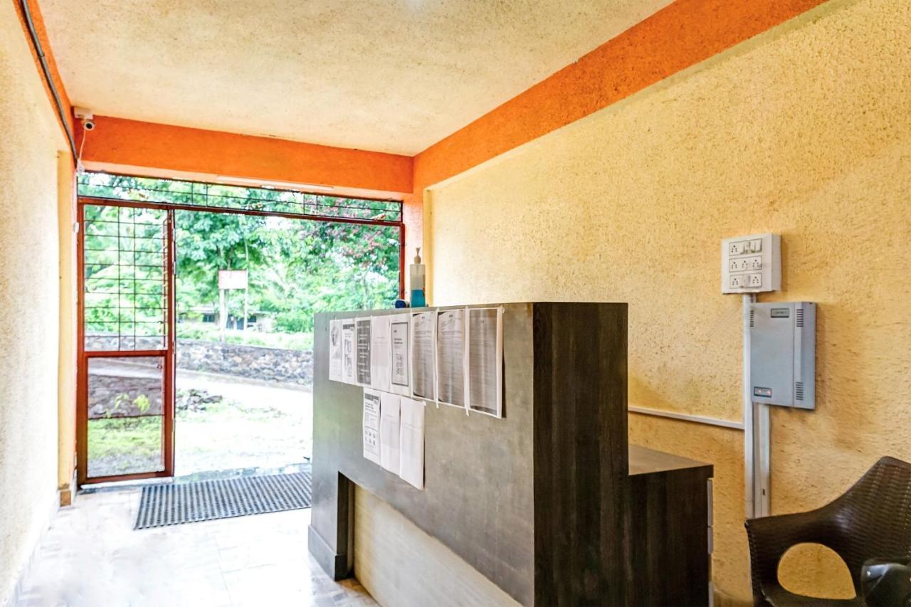 Spot On 81689 New Saiba Lodging Pune Ngoại thất bức ảnh