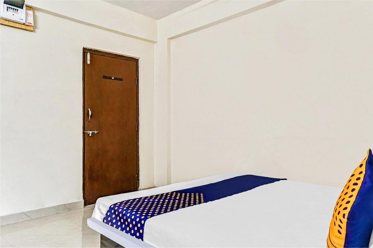 Spot On 81689 New Saiba Lodging Pune Ngoại thất bức ảnh