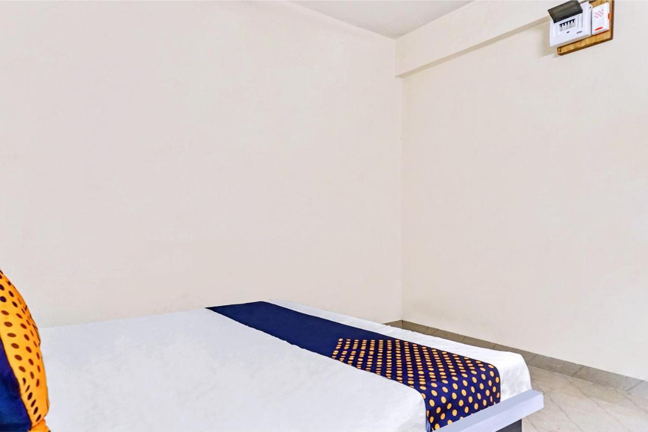 Spot On 81689 New Saiba Lodging Pune Ngoại thất bức ảnh