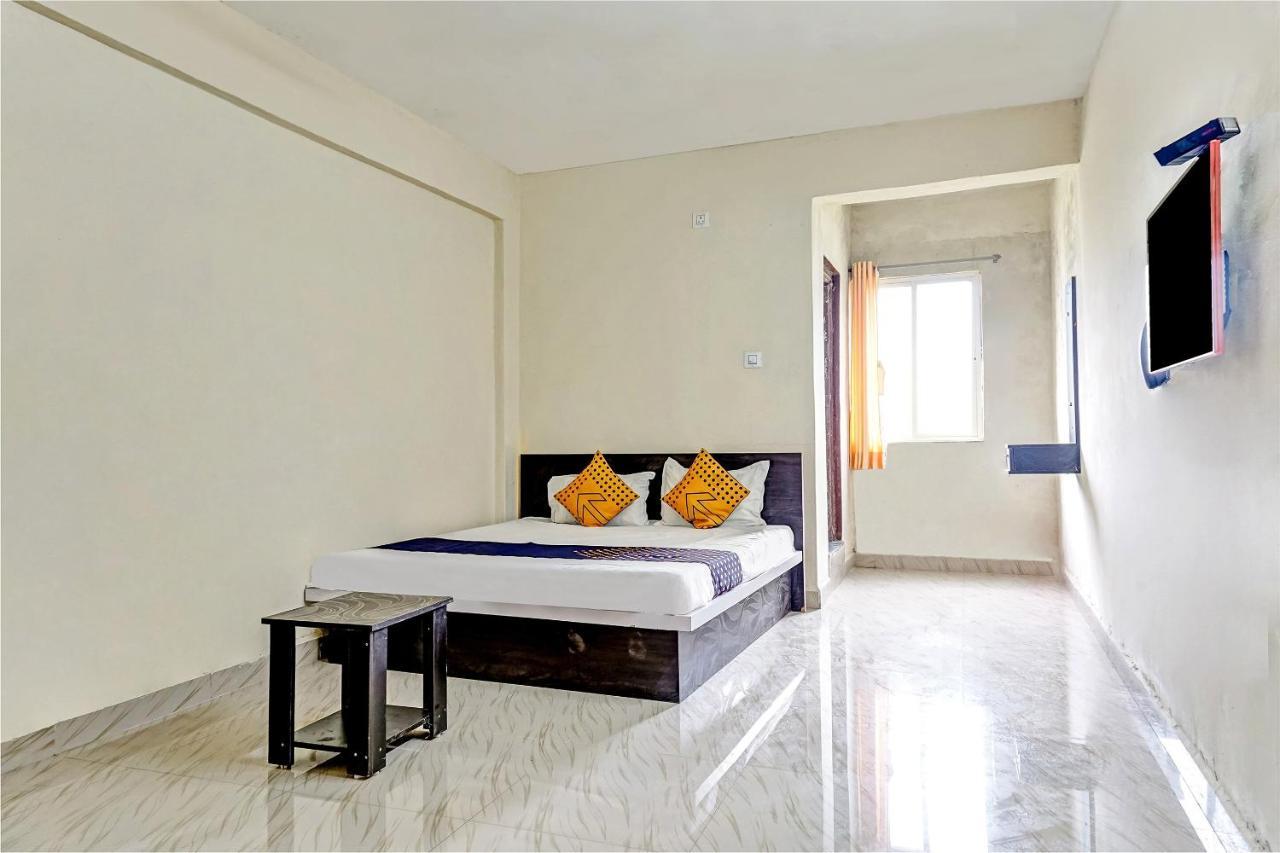 Spot On 81689 New Saiba Lodging Pune Ngoại thất bức ảnh