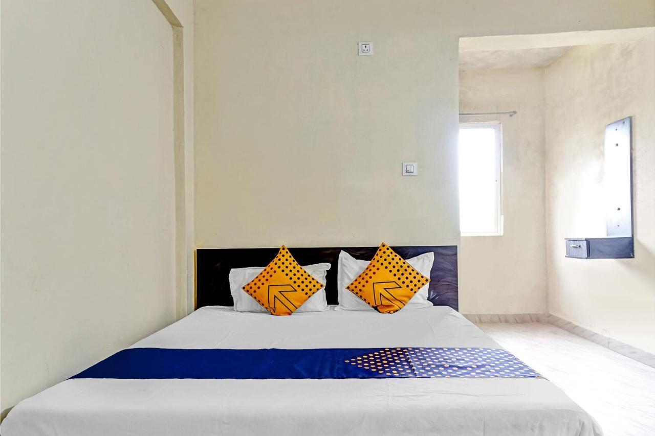 Spot On 81689 New Saiba Lodging Pune Ngoại thất bức ảnh